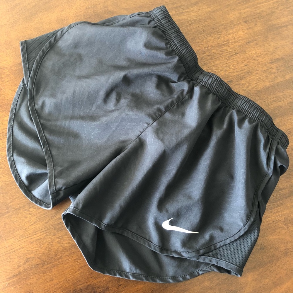Nike Modern Tempo Running Shorts